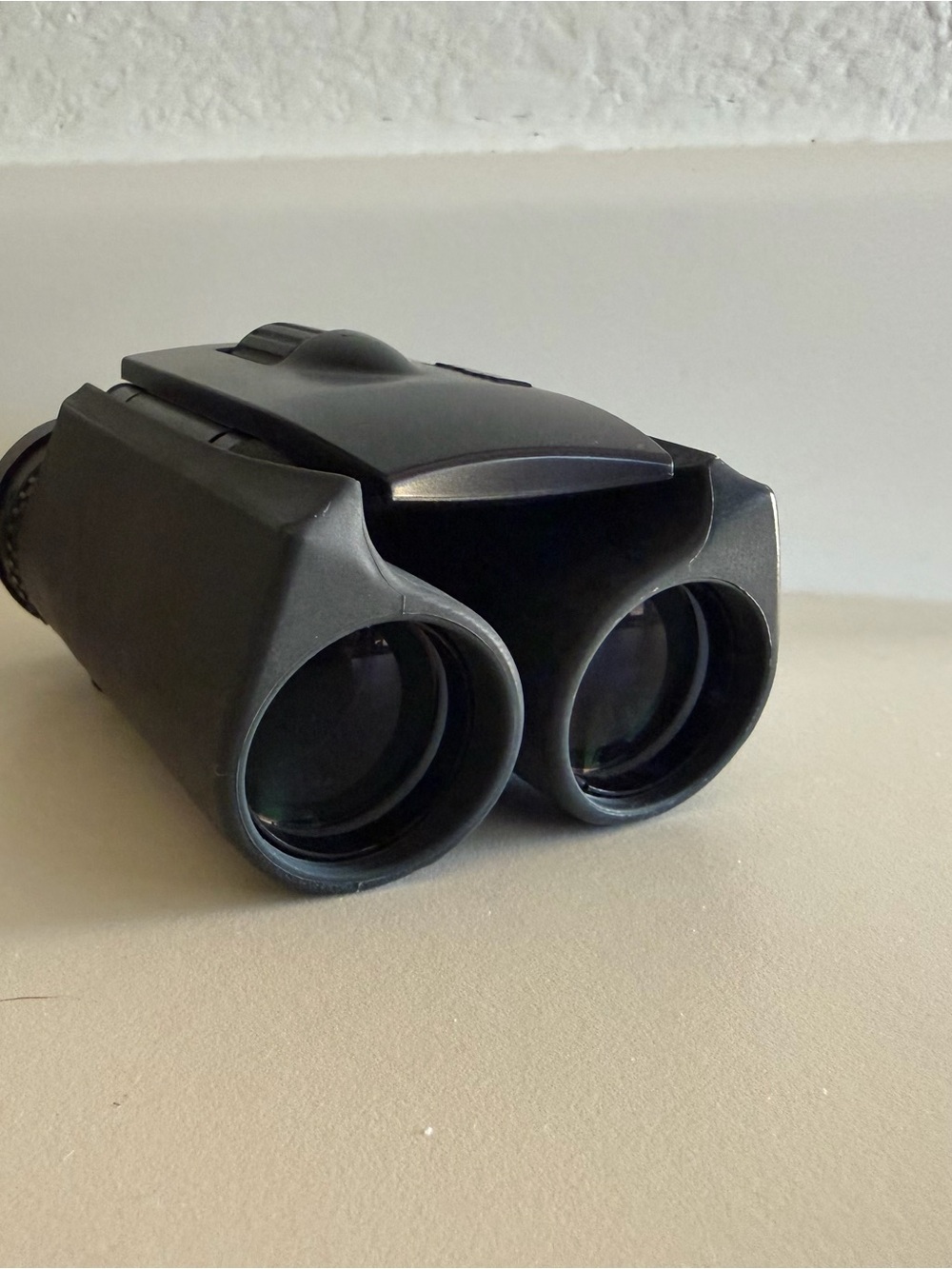 Nikon Trailblazer 10x25 Binoculars - Picture 5 of 10